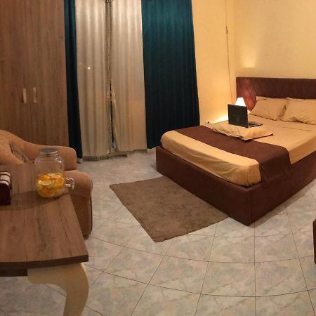 Vogli'S House Apartments & Rooms ドゥラス エクステリア 写真
