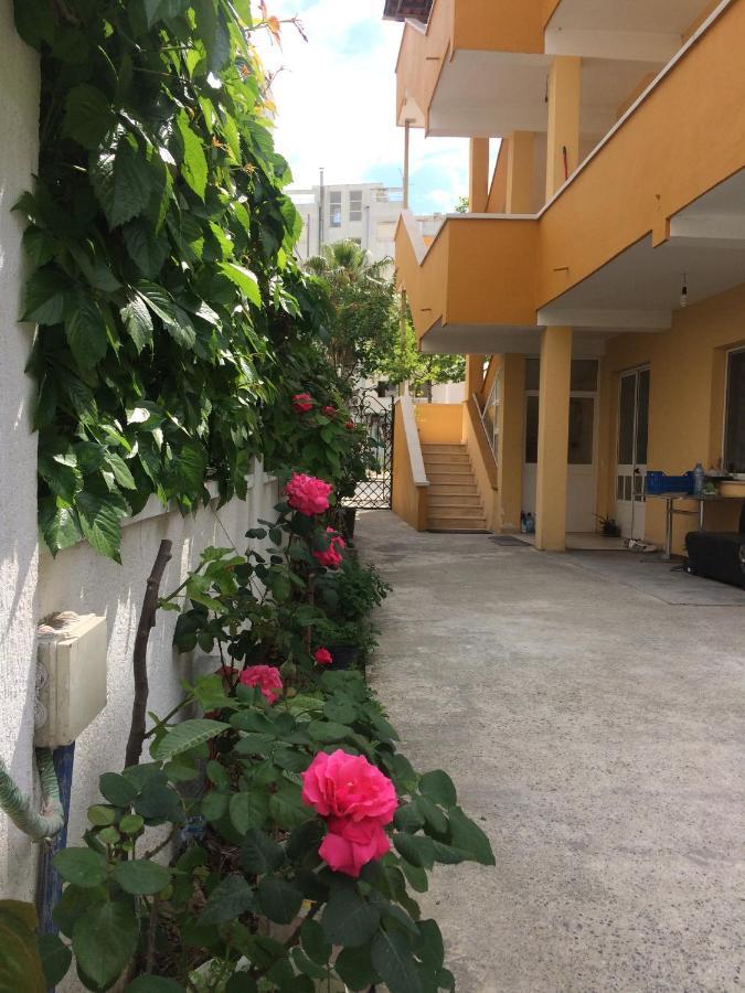 Vogli'S House Apartments & Rooms ドゥラス エクステリア 写真