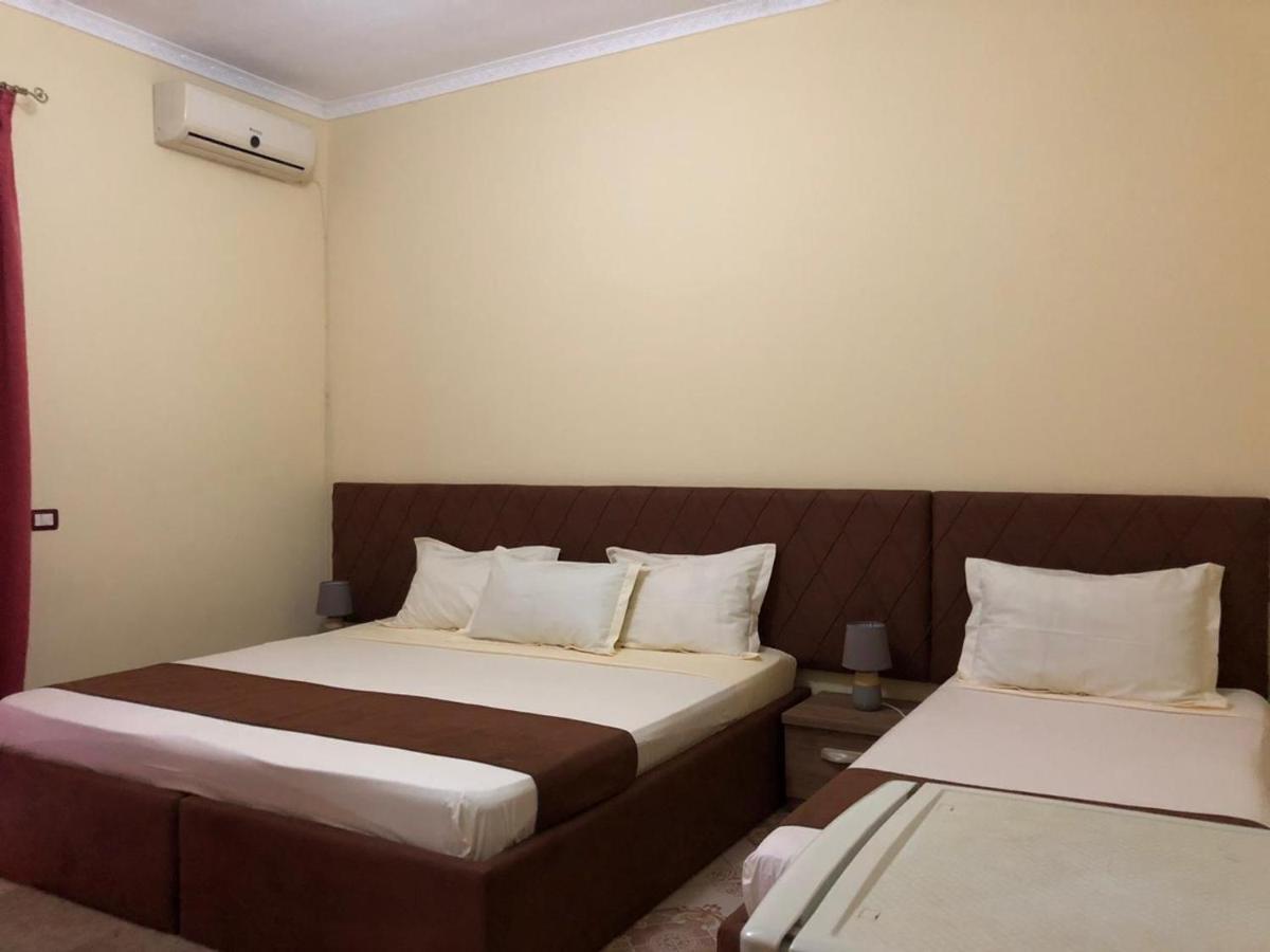 Vogli'S House Apartments & Rooms ドゥラス エクステリア 写真